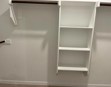 1115 Mahogany Lane - Photo Thumbnail 15