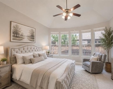 6213 Mickelson Way - Photo Thumbnail 7
