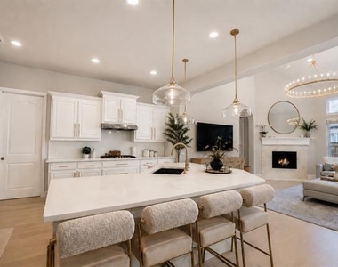 6213 Mickelson Way - Photo Thumbnail 3
