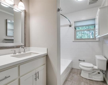 9208 San Fernando Way - Photo Thumbnail 8