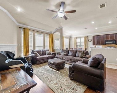 11620 Beach Street - Photo Thumbnail 1