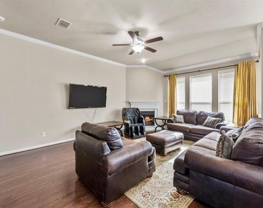 11620 Beach Street - Photo Thumbnail 2