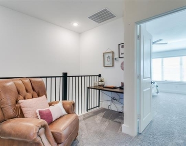 7605 Reis Lane - Photo Thumbnail 22