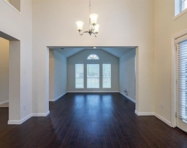 1408 Belaire Drive - Photo Thumbnail 15
