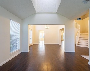 1408 Belaire Drive - Photo Thumbnail 18