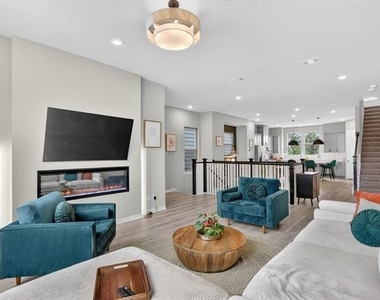 4811 Aldenbury Street - Photo Thumbnail 9