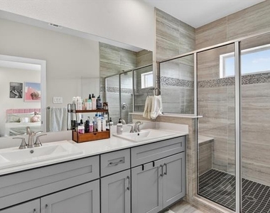 4811 Aldenbury Street - Photo Thumbnail 12