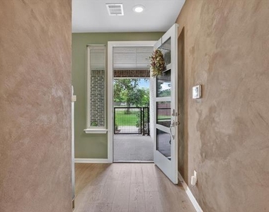 4811 Aldenbury Street - Photo Thumbnail 4