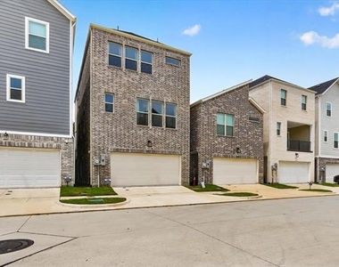 4811 Aldenbury Street - Photo Thumbnail 18