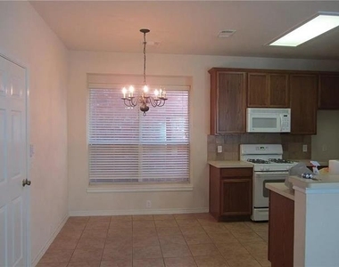 7425 Danbridge Lane - Photo Thumbnail 3