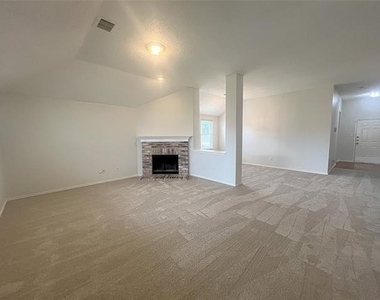 1616 Logan Drive - Photo Thumbnail 6