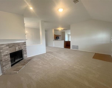 1616 Logan Drive - Photo Thumbnail 8