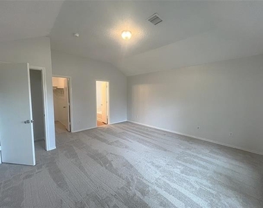 1616 Logan Drive - Photo Thumbnail 19