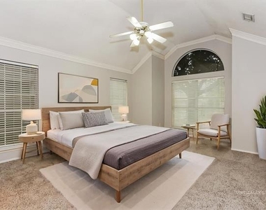 2329 Bent Brook Drive - Photo Thumbnail 9