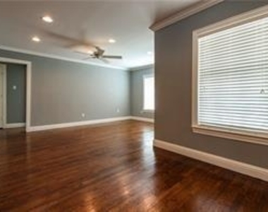 3857 Gaspar Drive - Photo Thumbnail 8