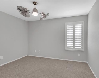 16329 Severn Lane - Photo Thumbnail 23