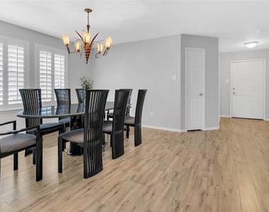 16329 Severn Lane - Photo Thumbnail 8