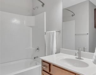16329 Severn Lane - Photo Thumbnail 25