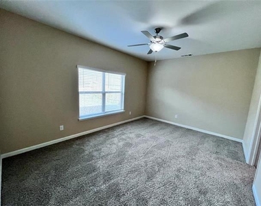 312 Tranquil Lane - Photo Thumbnail 14