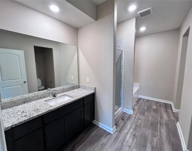 312 Tranquil Lane - Photo Thumbnail 16