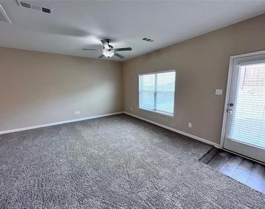 312 Tranquil Lane - Photo Thumbnail 13