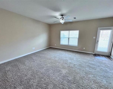 312 Tranquil Lane - Photo Thumbnail 11