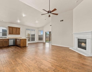6309 Melanie Drive - Photo Thumbnail 3
