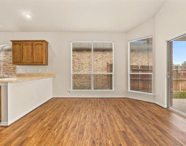 6309 Melanie Drive - Photo Thumbnail 11