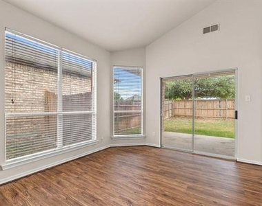 6309 Melanie Drive - Photo Thumbnail 9