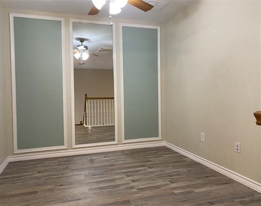 8608 Brunswick Drive - Photo Thumbnail 13