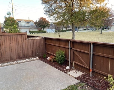 8608 Brunswick Drive - Photo Thumbnail 19