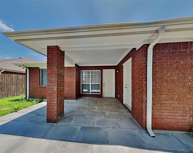 6921 Black Wing Drive - Photo Thumbnail 15