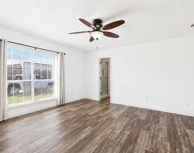 1213 Marilyn Jayne Drive - Photo Thumbnail 17
