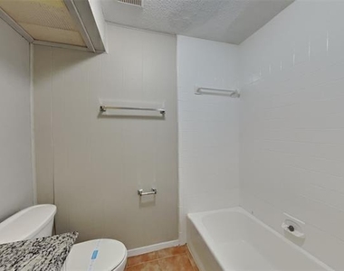 1522 Clover Hill Road - Photo Thumbnail 14