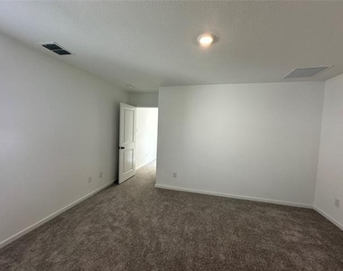 829 Sandhill Crane Lane - Photo Thumbnail 6