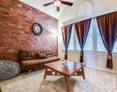 4717 Largo Drive - Photo Thumbnail 21