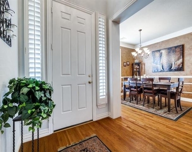 4717 Largo Drive - Photo Thumbnail 19