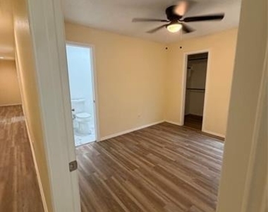 2108 Northridge Drive - Photo Thumbnail 5