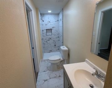 2108 Northridge Drive - Photo Thumbnail 7