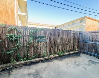 929 W Hickory Street - Photo Thumbnail 22