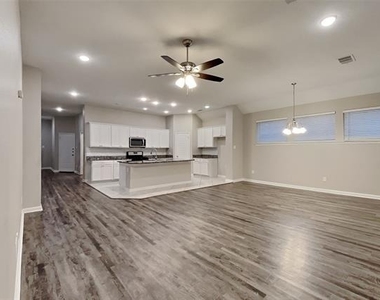 1260 Meridian Drive - Photo Thumbnail 1
