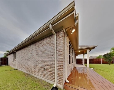 1260 Meridian Drive - Photo Thumbnail 16