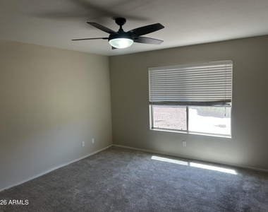 16112 N 138th Drive - Photo Thumbnail 11