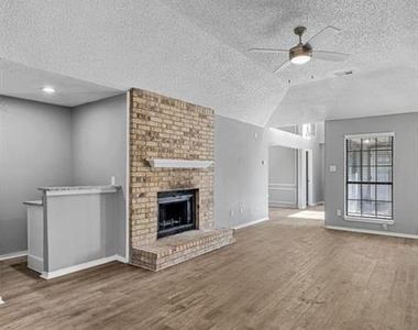 4049 Saint Christopher Lane - Photo Thumbnail 2