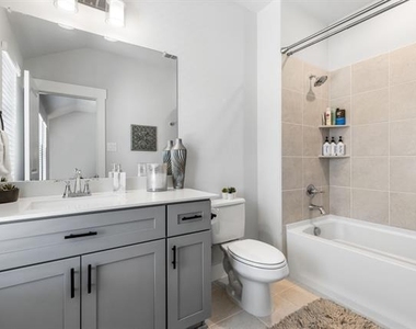 4502 Smokey Quartz Lane - Photo Thumbnail 25