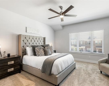 4502 Smokey Quartz Lane - Photo Thumbnail 26
