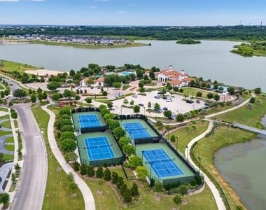 4502 Smokey Quartz Lane - Photo Thumbnail 6