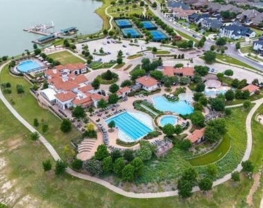 4502 Smokey Quartz Lane - Photo Thumbnail 9