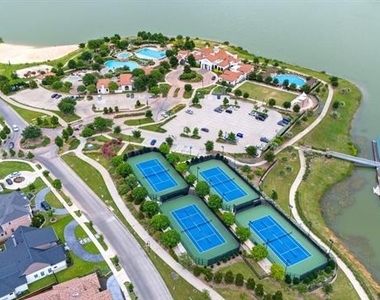 4502 Smokey Quartz Lane - Photo Thumbnail 5