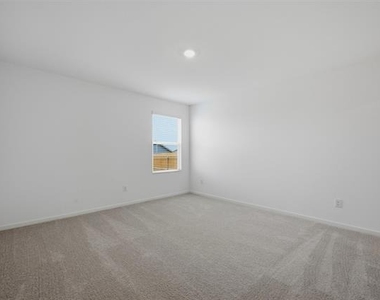 3719 Longleaf Drive - Photo Thumbnail 10